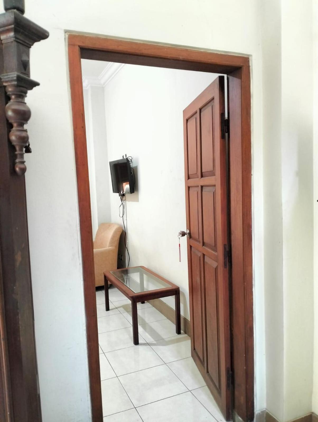 Nakula Familiar Inn เดนปาซาร์ ภายนอก รูปภาพ