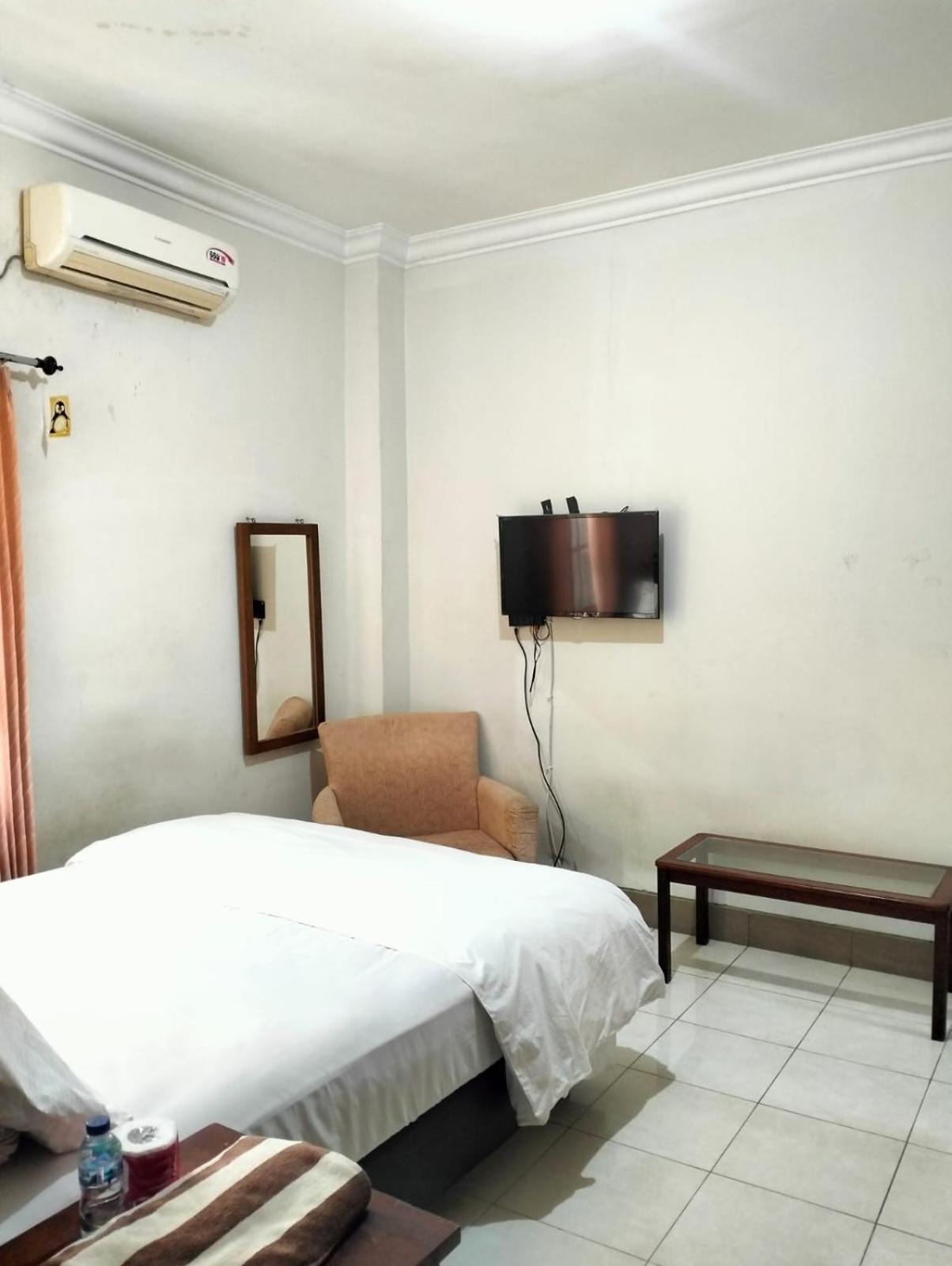 Nakula Familiar Inn เดนปาซาร์ ภายนอก รูปภาพ